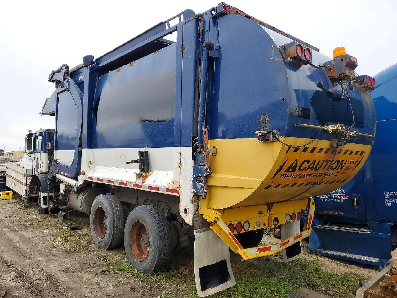 2014 MACK All other VIN 1M2AV02C5EM011178 photo 2