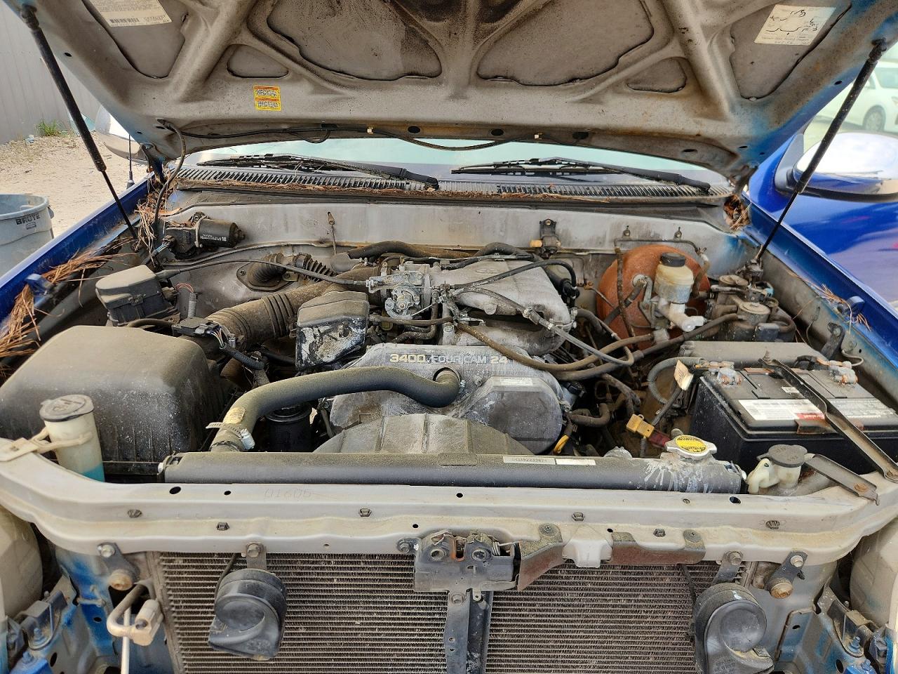2002 Toyota Tundra VIN 5TBRN34172S305808 photo 11
