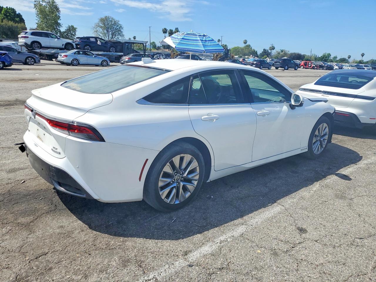 2023 Toyota Mirai VIN JTDAAAAA8PA007717 photo 3