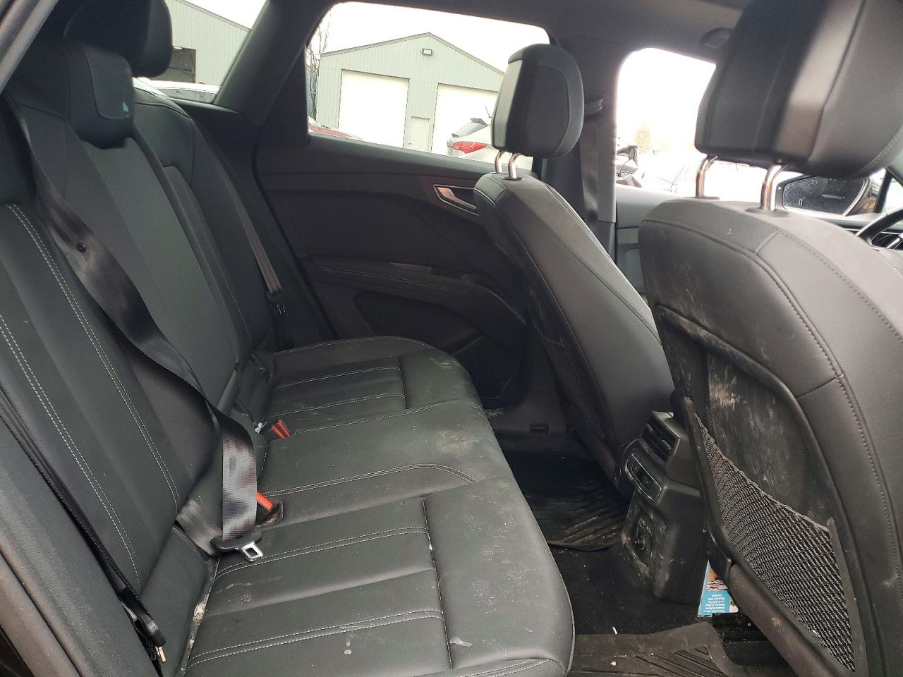2024 Audi Q4 e-tron VIN WA1G2AFZ2RP009270 photo 11