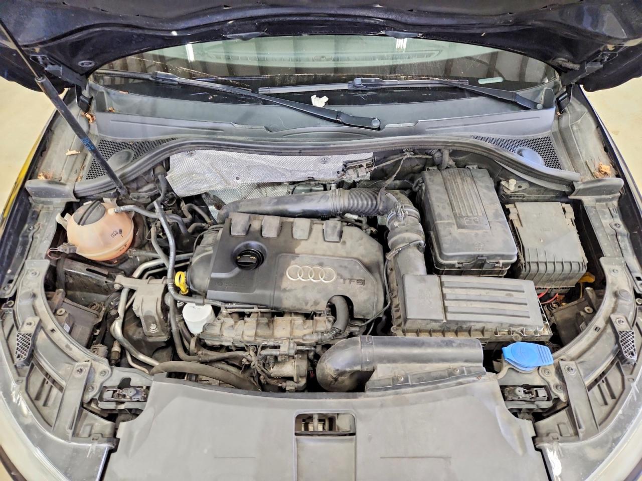 2015 Audi Q3 VIN WA1EFCFS1FR004684 photo 12