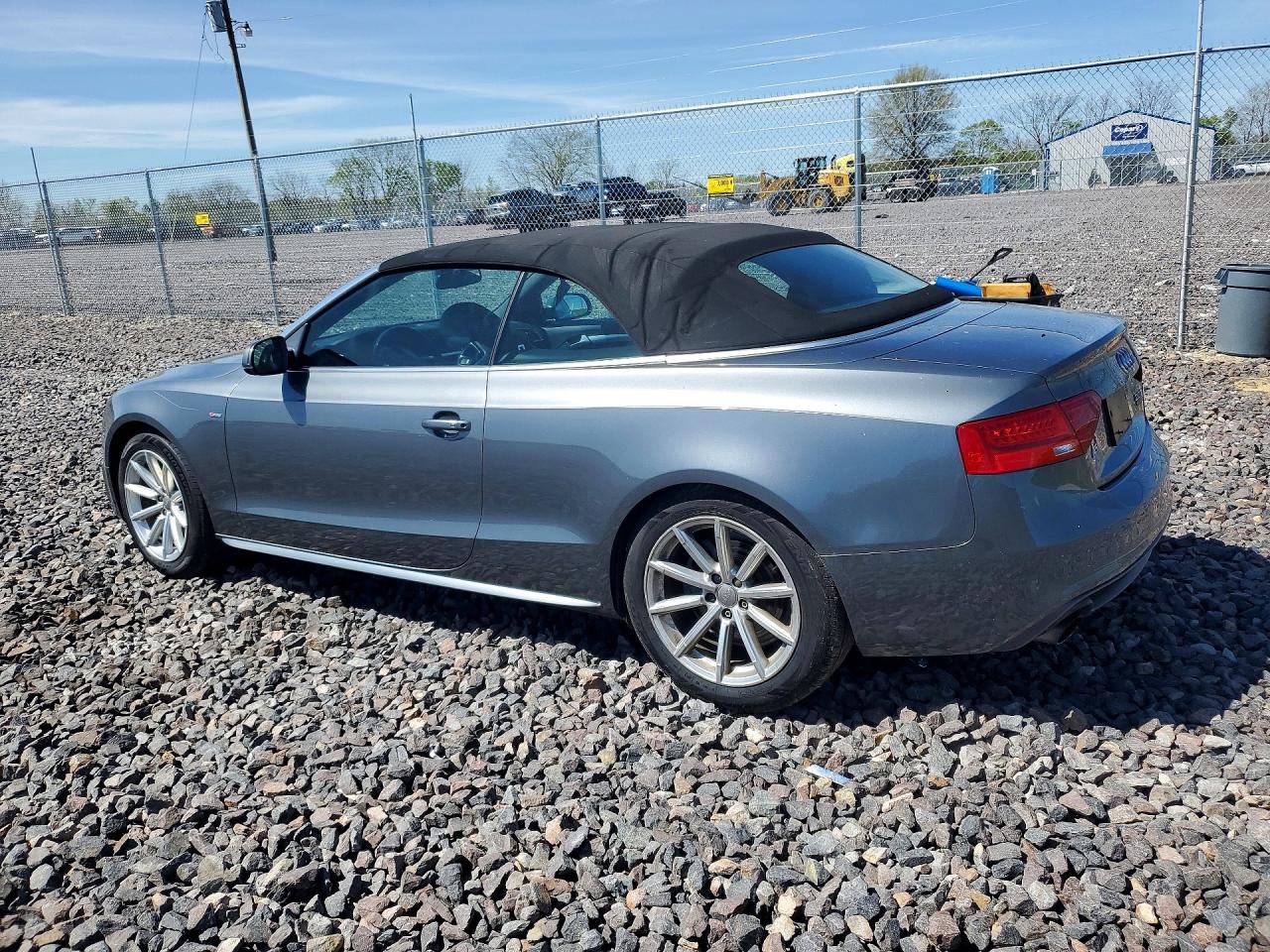 2016 Audi A5 VIN WAUD2AFH4GN001466 photo 2
