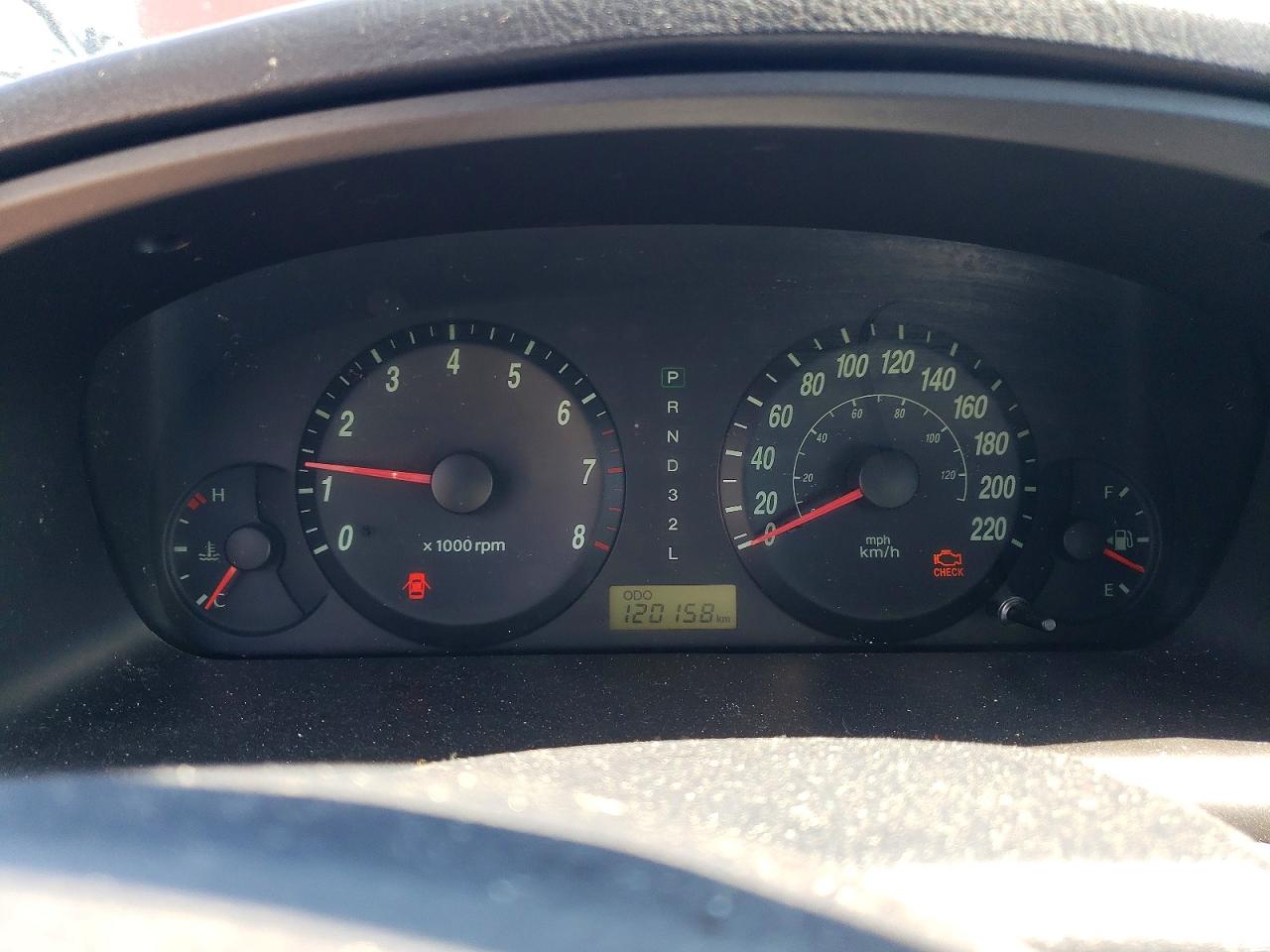 2006 Hyundai Elantra VIN KMHDN45D76U359445 photo 9