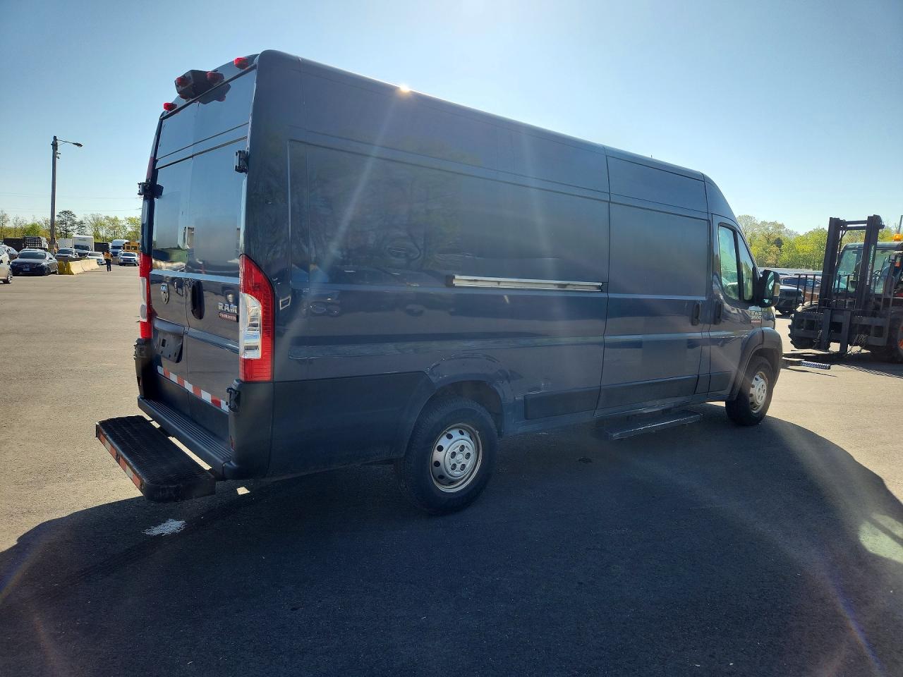 2020 Ram Promaster VIN 3C6URVJG0LE140732 photo 3