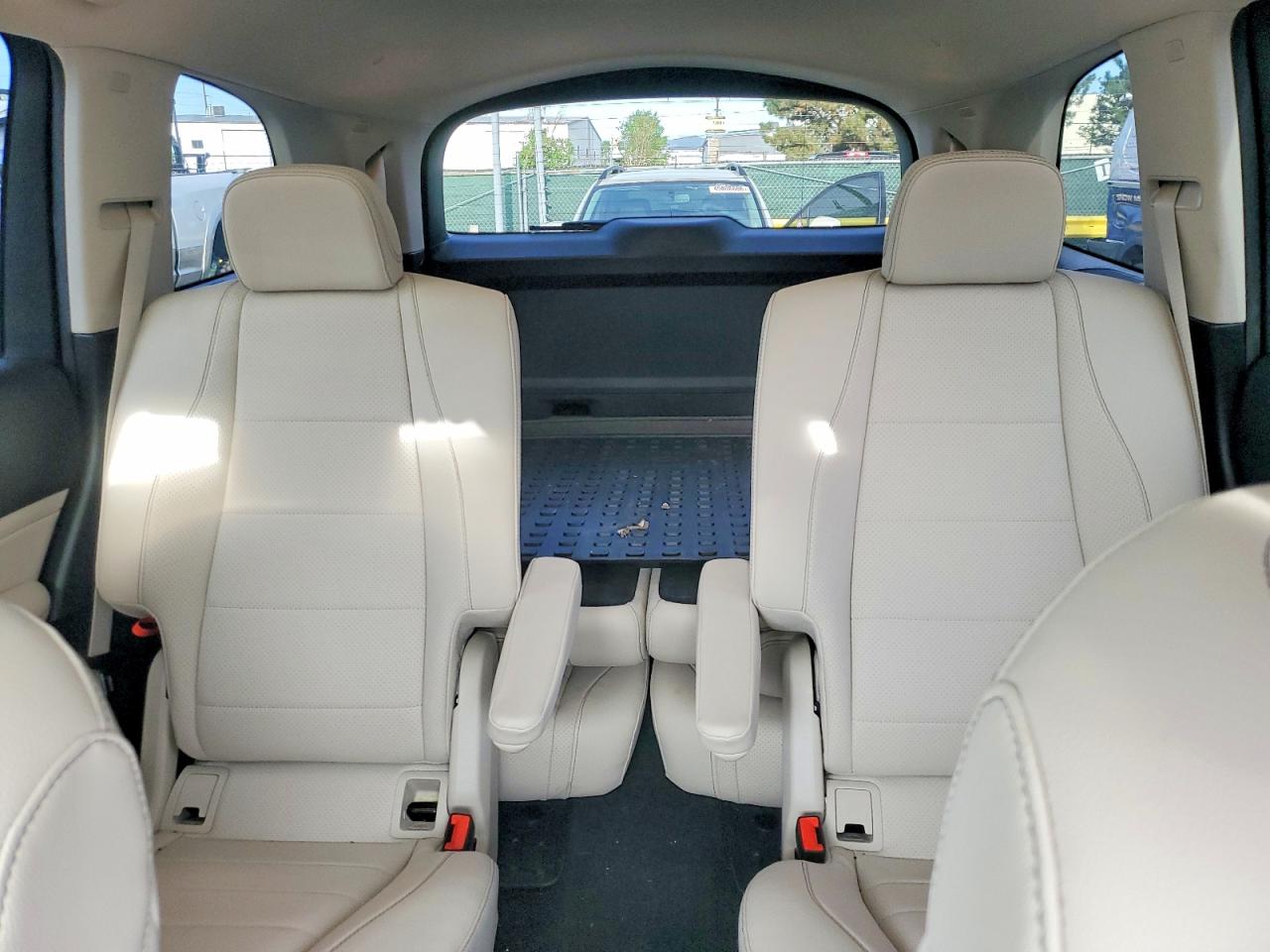 2022 Gls-class VIN 4JGFF5KE3NA637363 photo 10