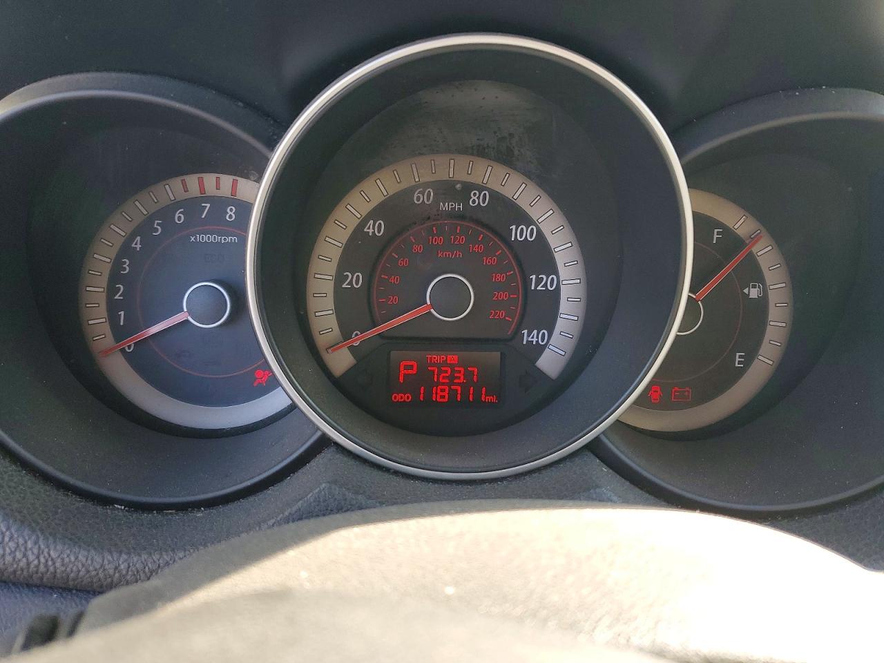 2012 Kia Forte VIN KNAFU5A23C5480504 photo 9