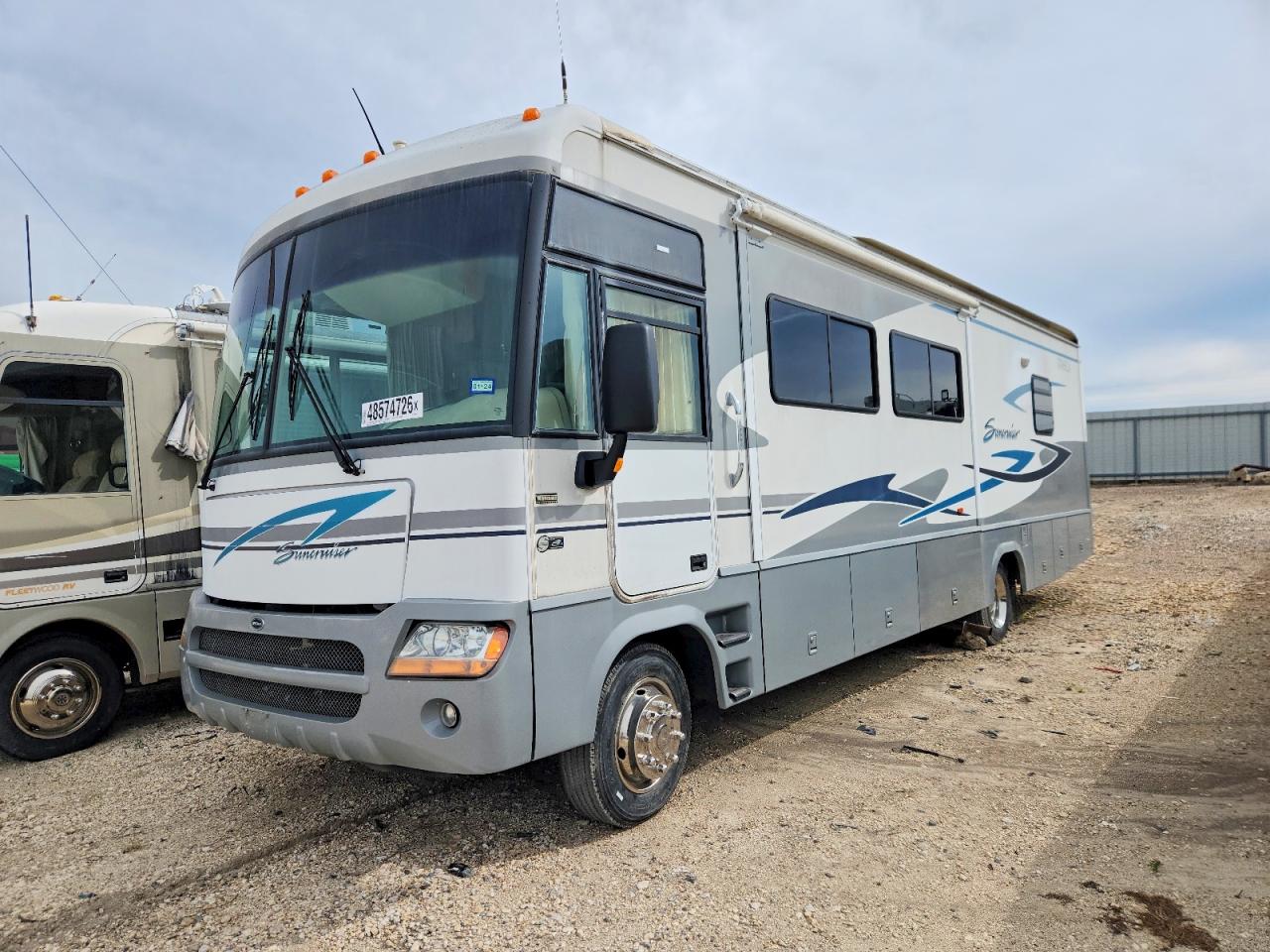 2004 ITASCO All other VIN 5B4MP67GX43380168 photo 2