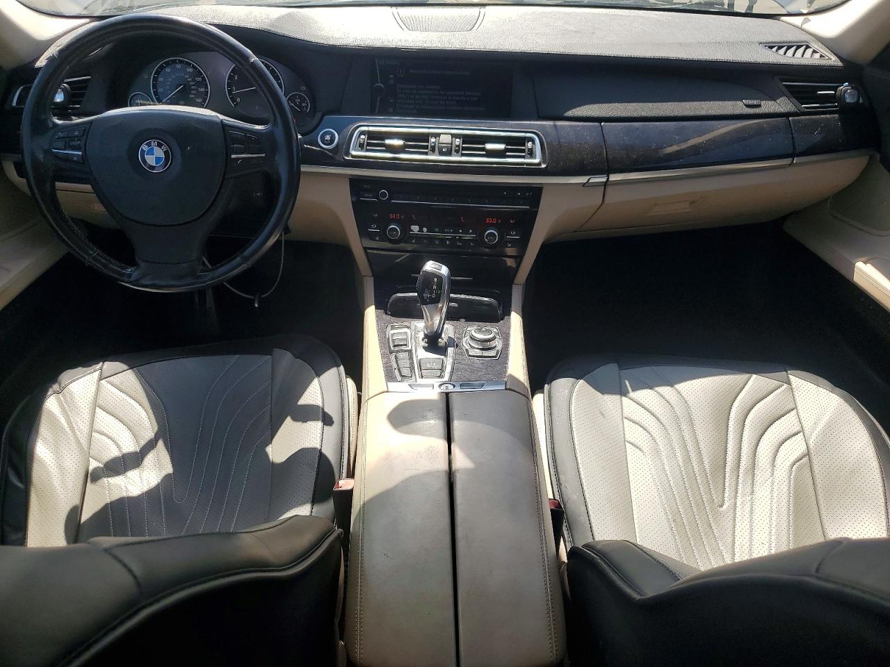 2010 BMW 7 series VIN WBAKC6C58AC393642 photo 8