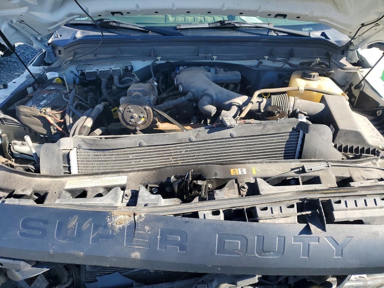 2015 Ford F450 VIN 1FDUF4HY5FED09472 photo 12
