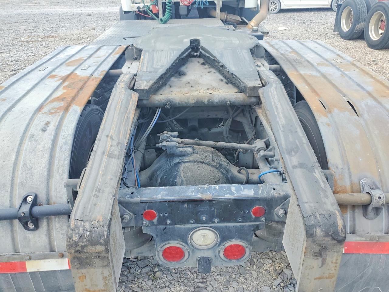 2022 FREIGHTLINER All other VIN 1FVJG3DV8NHNG1319 photo 9