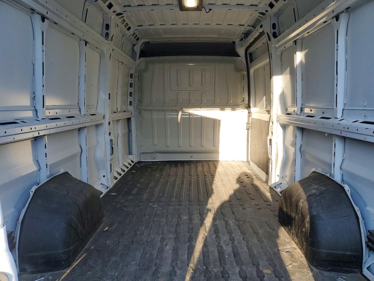 2023 RAM Promaster VIN 3C6LRVDG2PE533127 photo 10