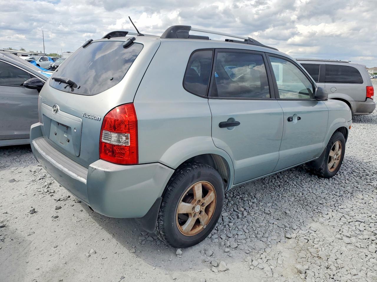 2008 Hyundai Tucson VIN KM8JM12B68U734610 photo 3