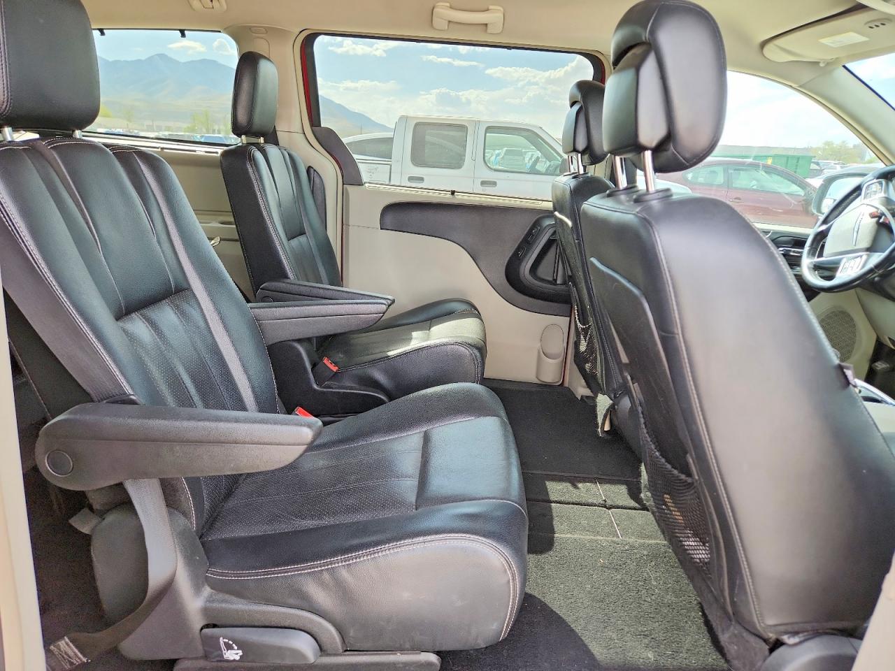 2013 Chrysler Minivan VIN 2C4RC1CG3DR616218 photo 10