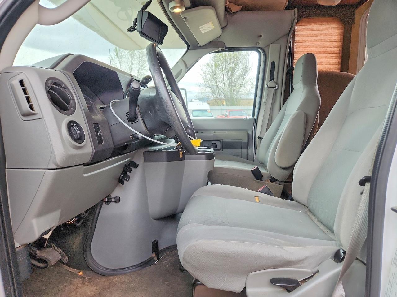 2012 Sunseeker Econoline VIN 1FDXE4FS0BDA80620 photo 5