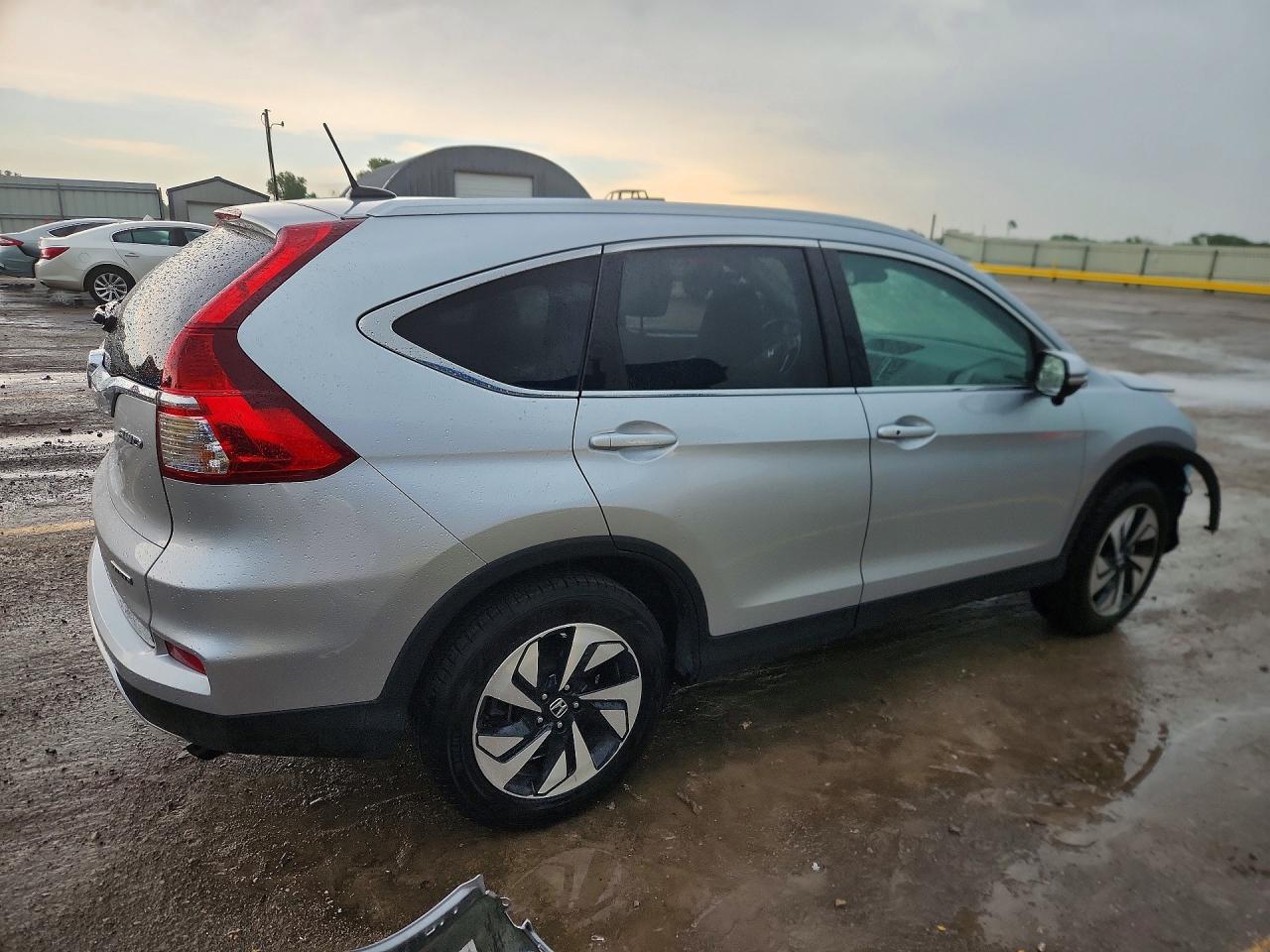 2016 Honda Crv VIN 5J6RM4H91GL105588 photo 3