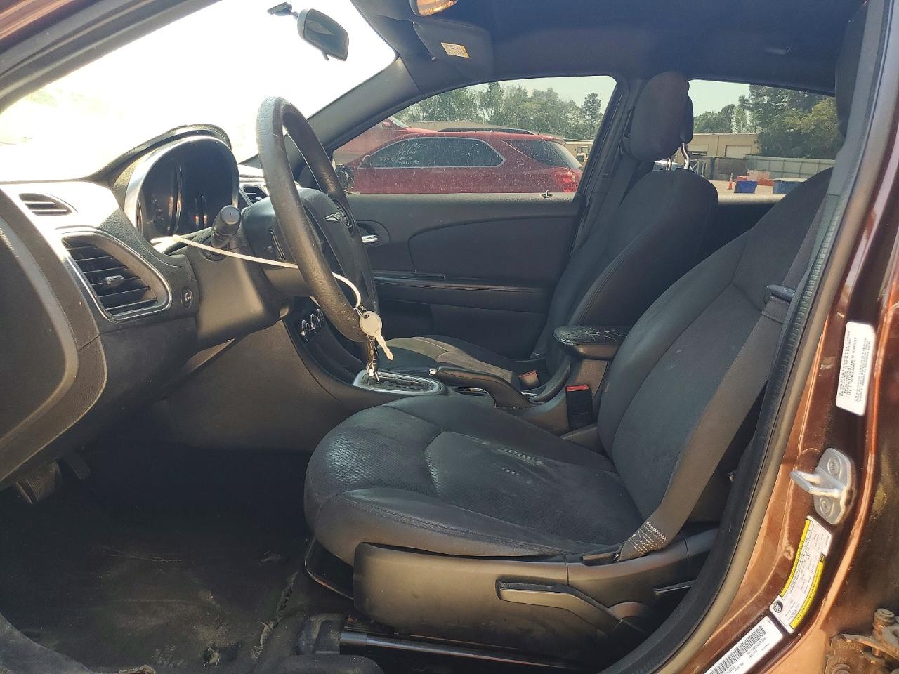 2012 Chrysler 200 VIN 1C3CCBABXCN292266 photo 7