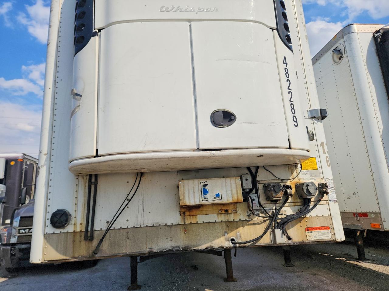 2015 UTILITY All models VIN 1UYVS2488FM408504 photo 9