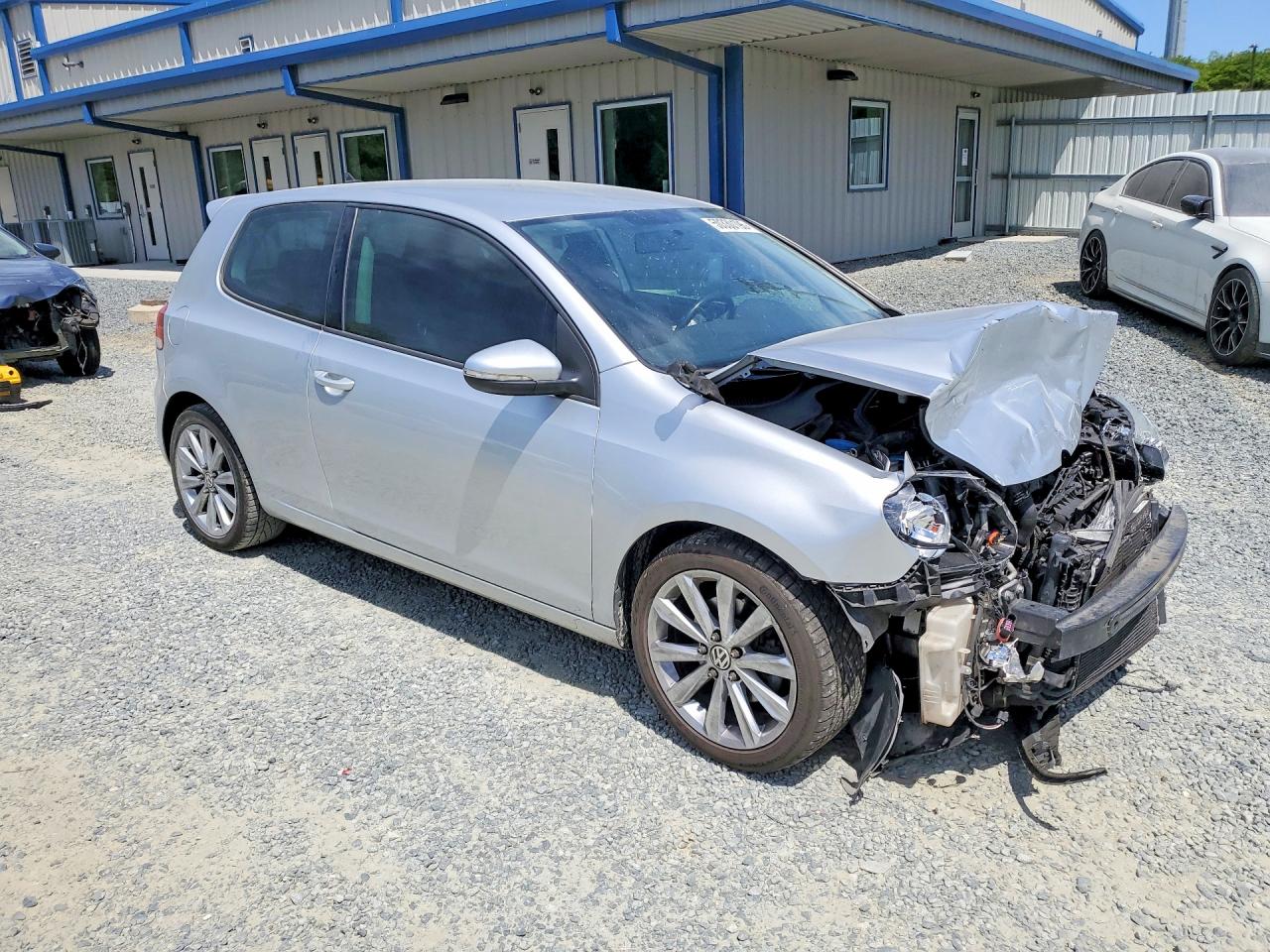 2012 Volkswagen Golf VIN WVWMM7AJ9CW119754 photo 4