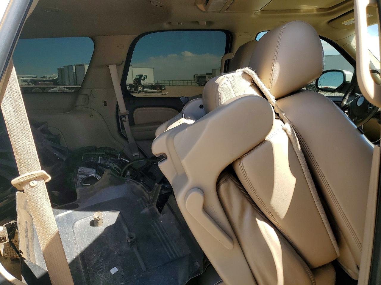 2010 GMC Yukon VIN 1GKUKEEF6AR218967 photo 11