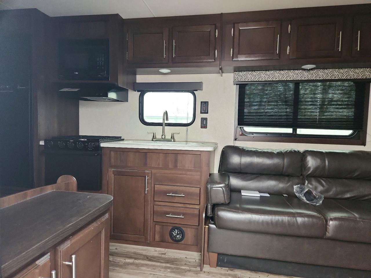 2019 JAYCO JAY FLIGHT SLX CAMPER VIN 1UJBJ0BPXK1720127 photo 5