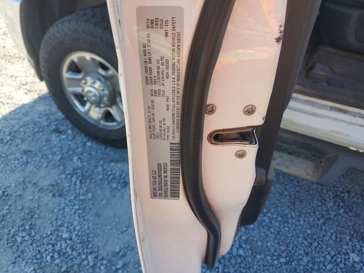 2021 Ram 2500 VIN 3C6UR5CL5MG632205 photo 12