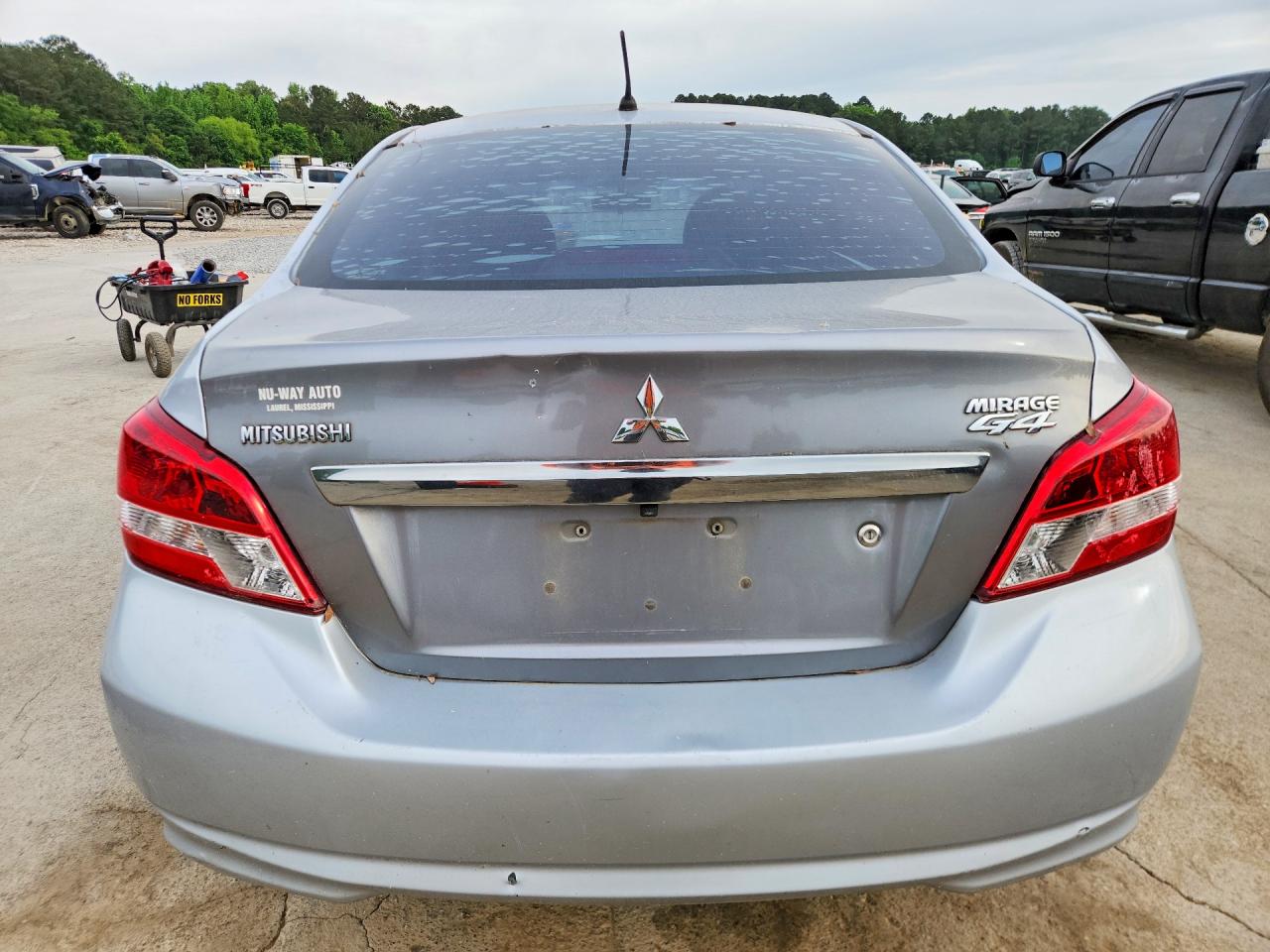 2019 Mitsubishi Mirage VIN ML32F3FJ1KHF10523 photo 6