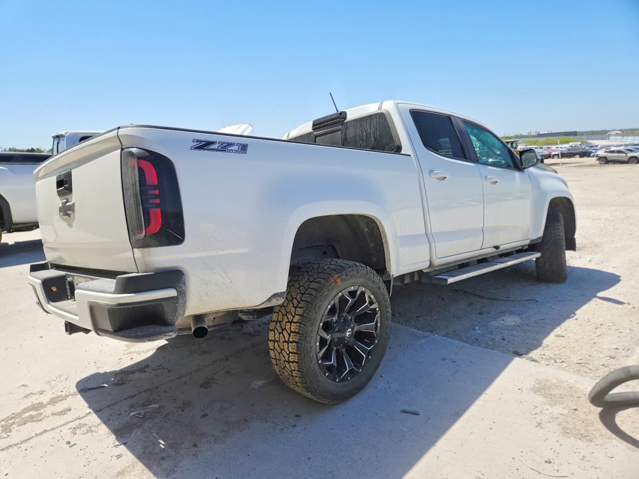 2017 Chevrolet Colorado VIN 1GCGTDEN4H1282683 photo 3