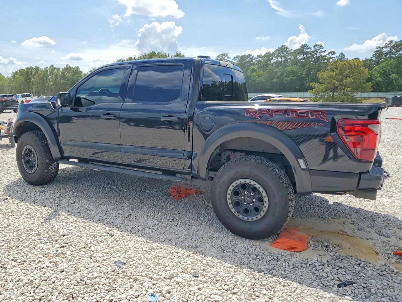 2025 Ford F150 VIN 1FTFW1RG9SFA23940 photo 2