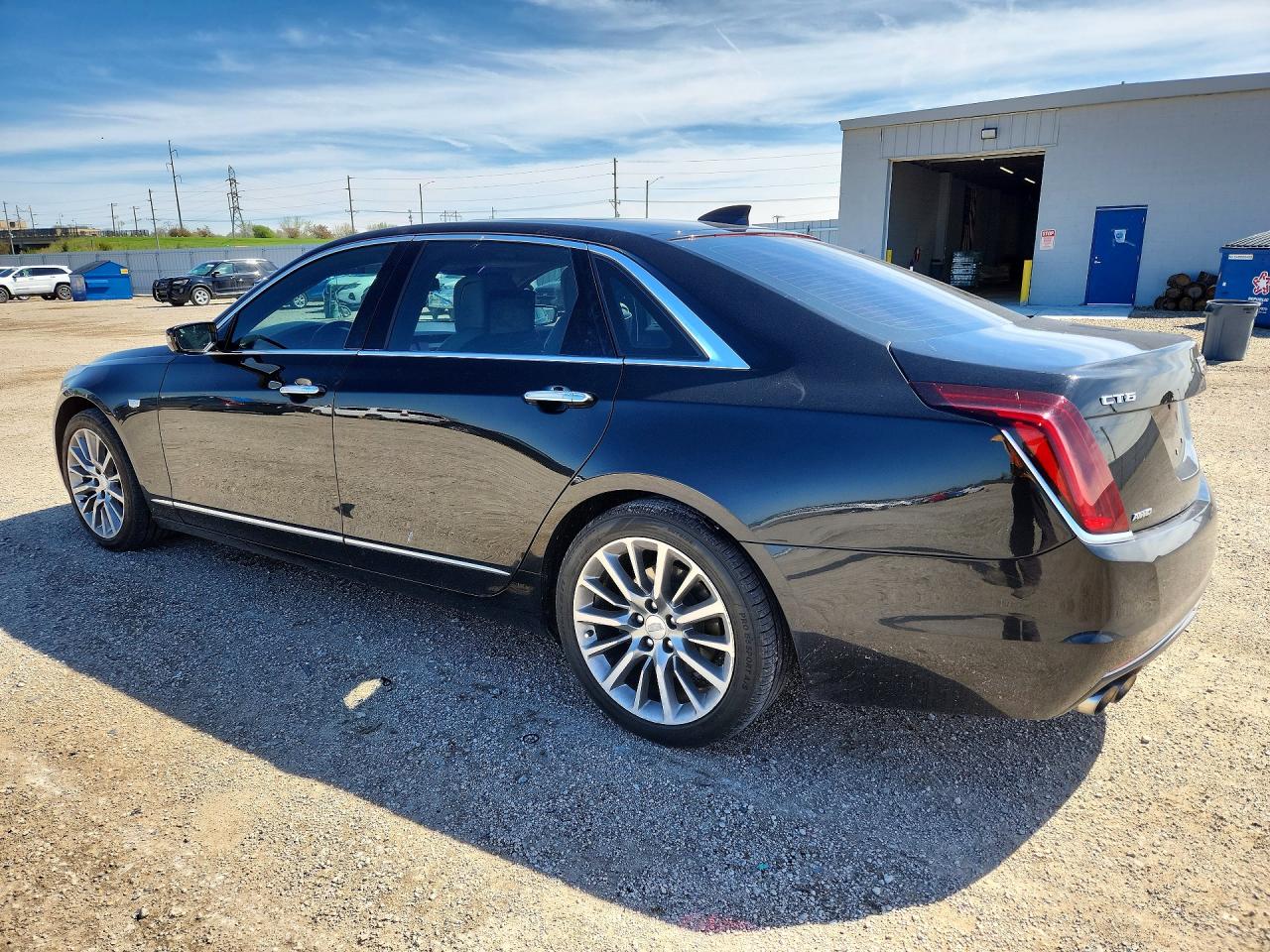 2018 Cadillac Ct6 VIN 1G6KE5R67JU149663 photo 2