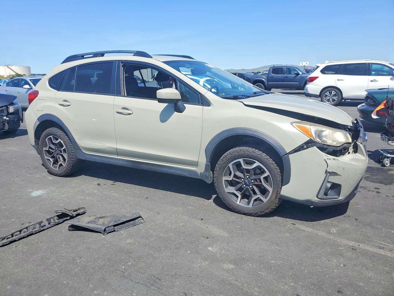 2017 Subaru Crosstrek VIN JF2GPADC2HH274657 photo 4