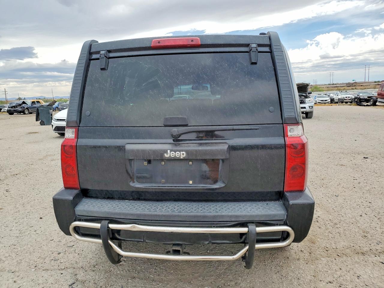 2006 Jeep Commander VIN 1J8HH48NX6C253619 photo 6