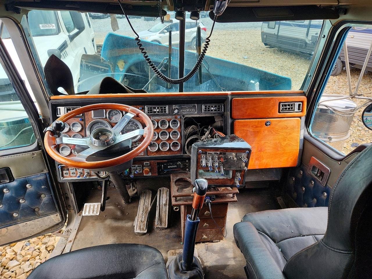 2000 KENWORTH All other VIN 1XKWDB9XXYR853219 photo 5