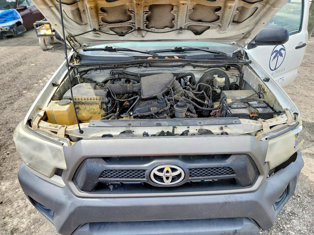 2012 TOYOTA Tacoma VIN 5TFNX4CN5CX016738 photo 11