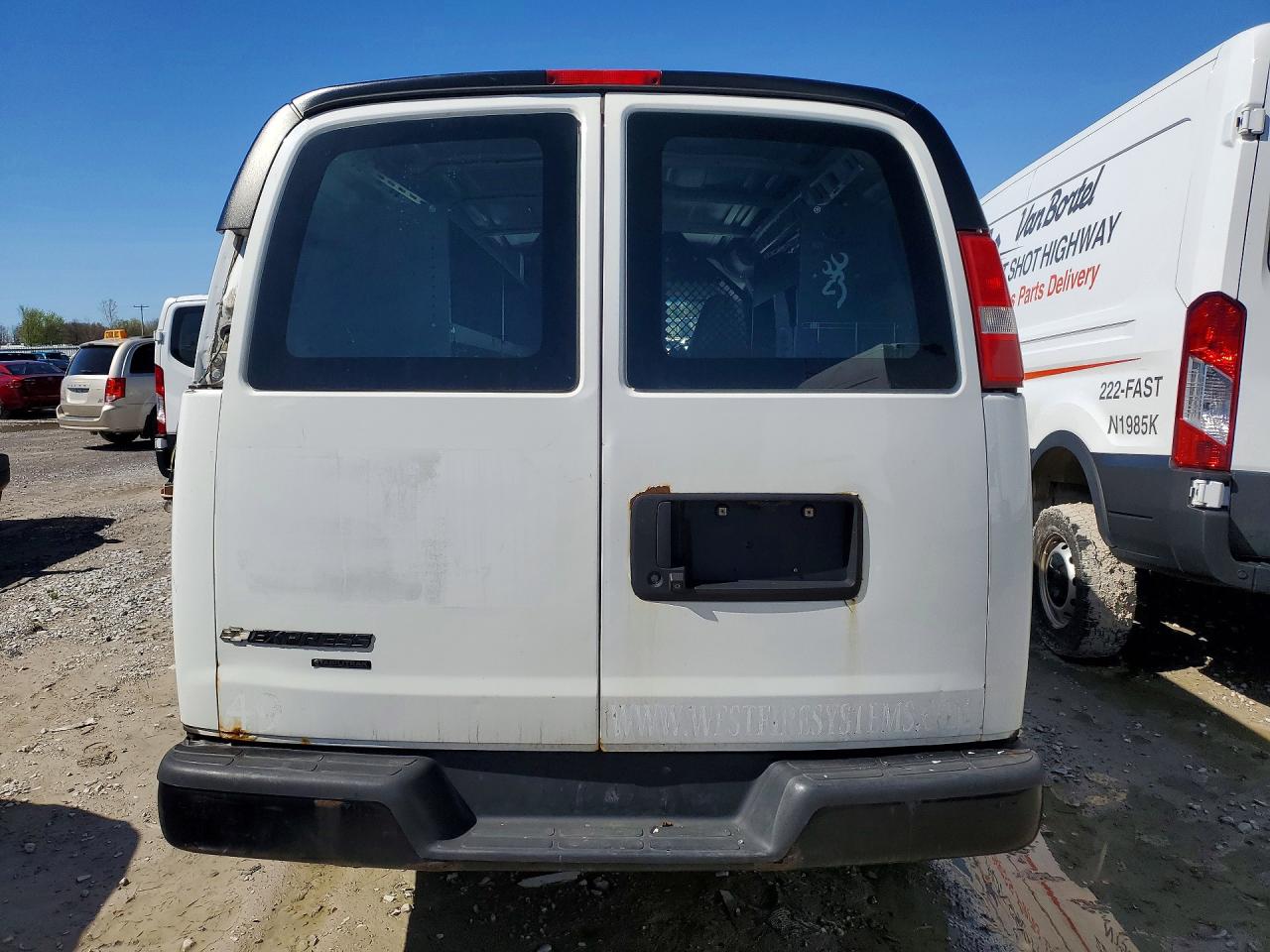 2016 CHEV Express VIN 1GCWGAFF2G1333330 photo 6