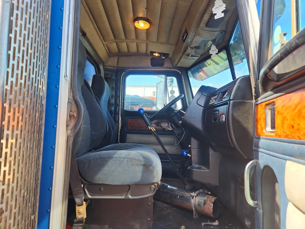 2003 PETERBILT All other VIN 1NP5XBTXX3N805686 photo 5