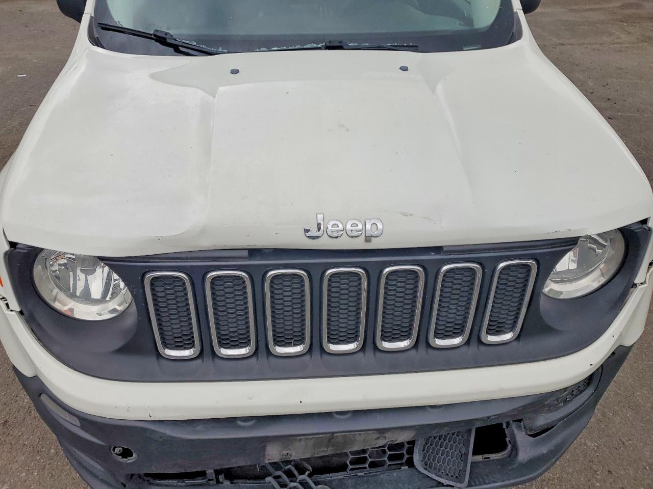 2017 Jeep Renegade VIN ZACCJBAB1HPF06738 photo 11