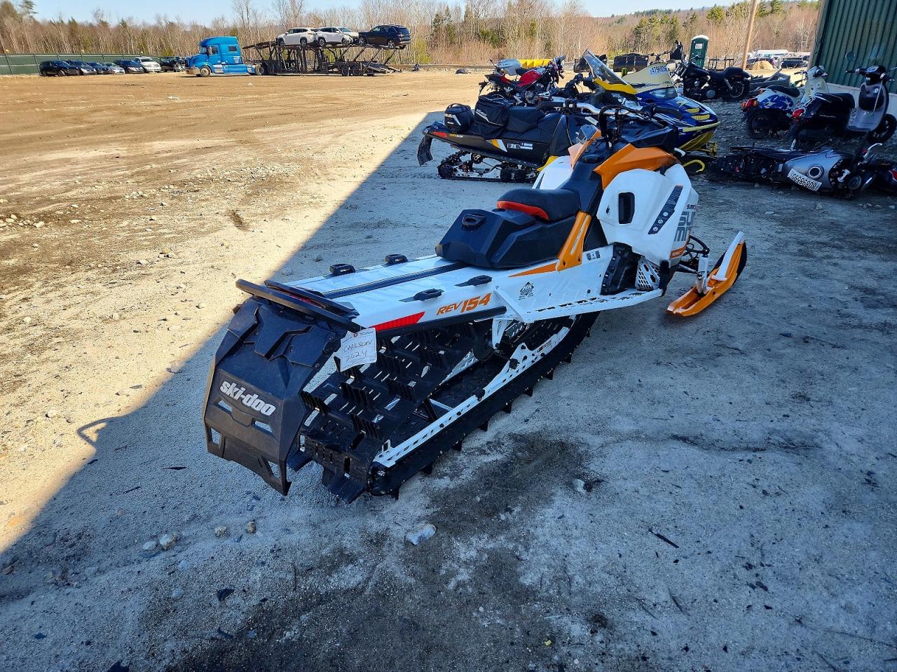 2017 SKIDOO 850 summit VIN 2BPSTMHJ9HV000124 photo 4