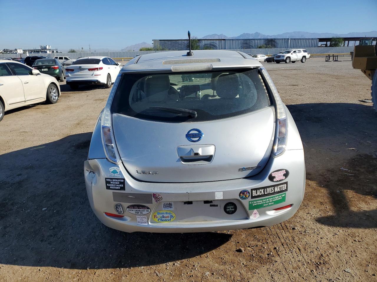 2011 Nissan Leaf VIN JN1AZ0CP6BT000298 photo 6