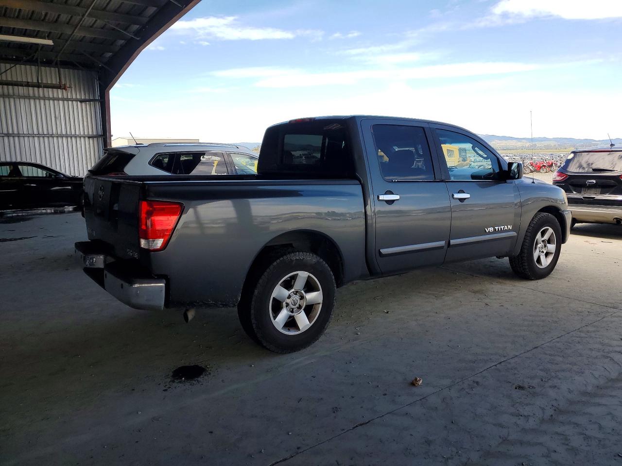 2006 Nissan Titan xe VIN 1N6AA07A86N555772 photo 3