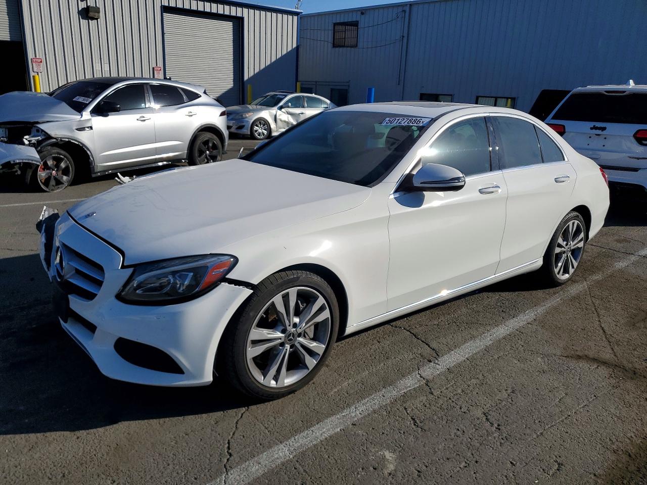 2018 MERCEDES-BENZ C class VIN 55SWF4HB9JU261649 photo 1