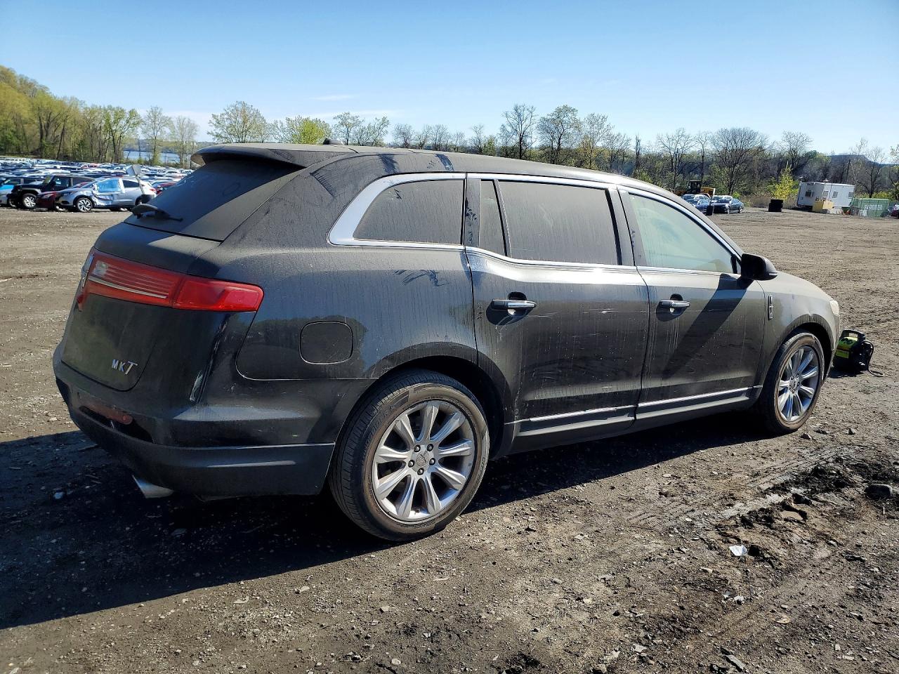 2019 LINCOLN Mkt VIN 2LMHJ5AT0KBL01634 photo 3