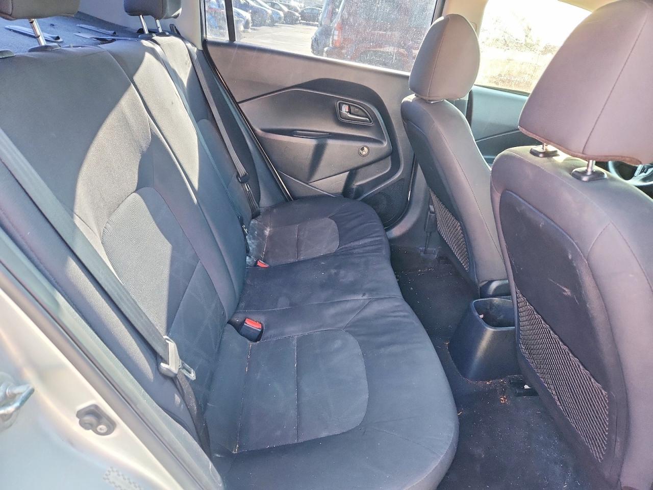2015 Kia Rio VIN KNADM4A34F6517861 photo 10