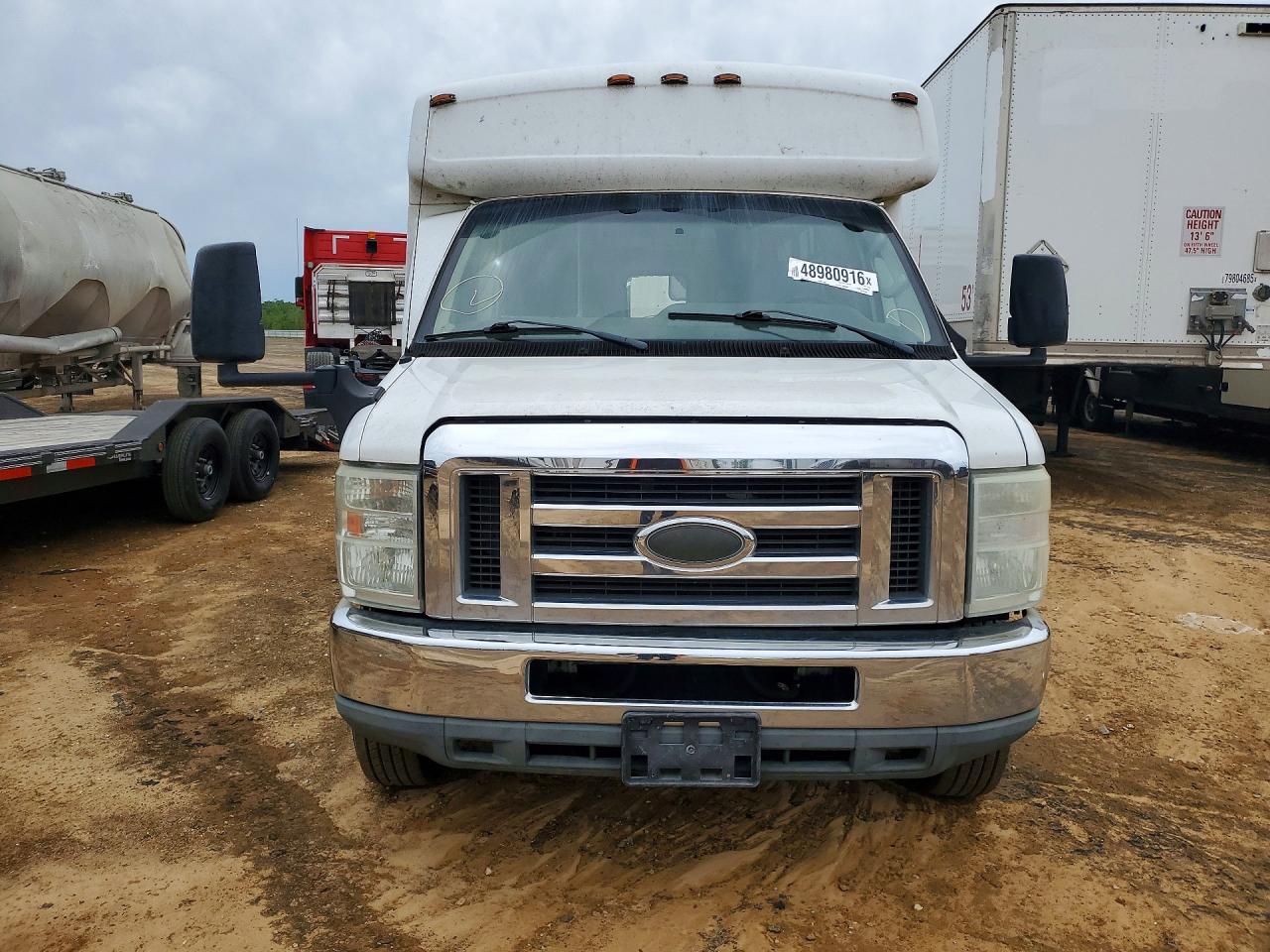 2016 Ford Econoline VIN 1FDEE3FL3GDC17065 photo 5
