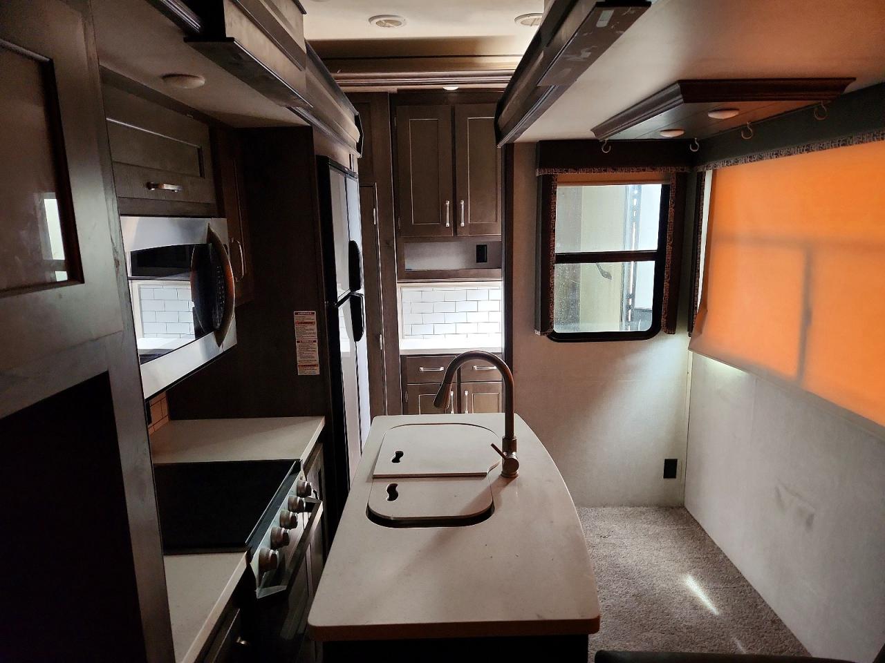 2020 KEYSTONE Montana VIN 4YDF29424LA740649 photo 5