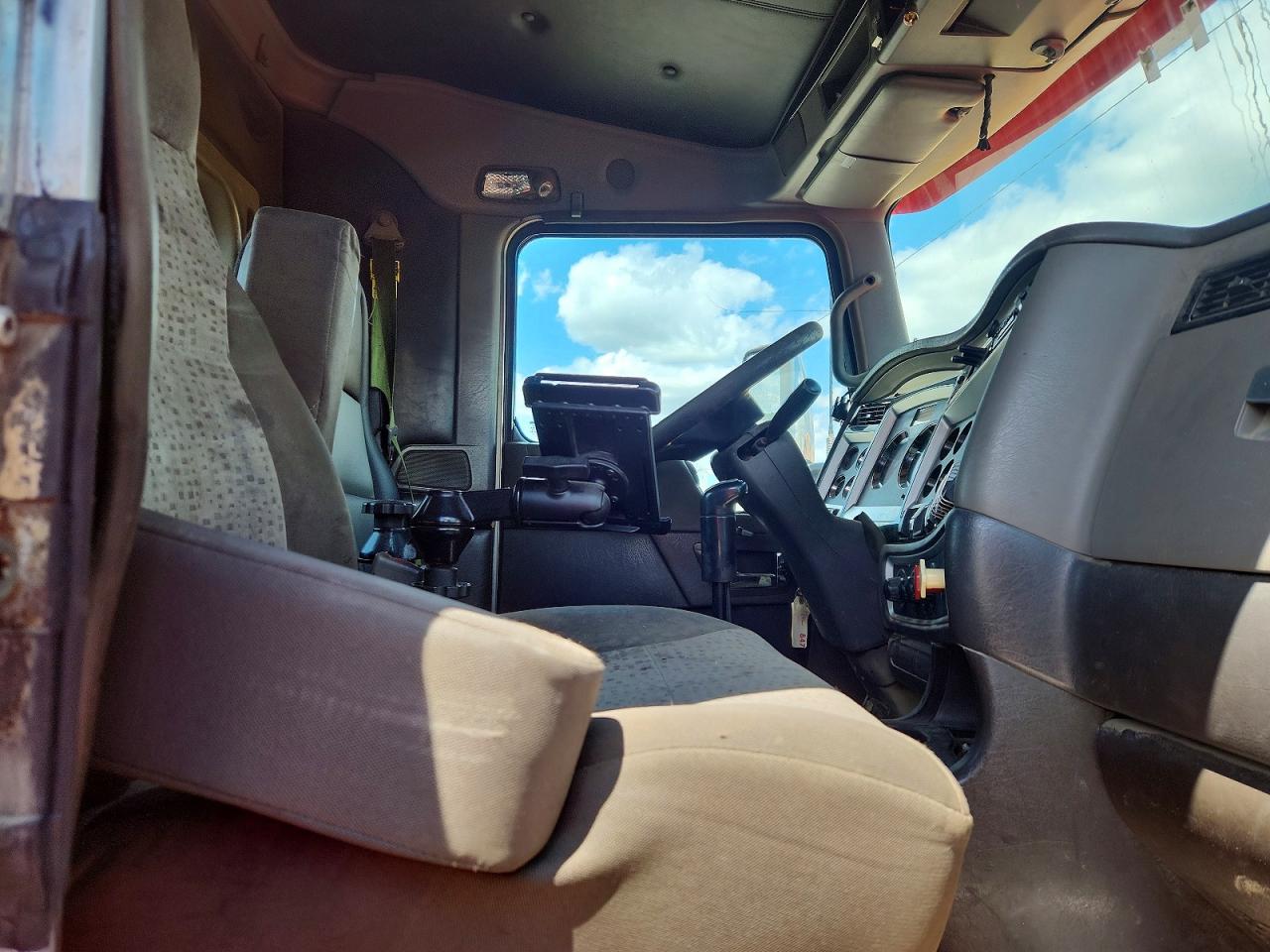 2013 KENWORTH All other VIN 1XKDD49X1DJ367281 photo 5