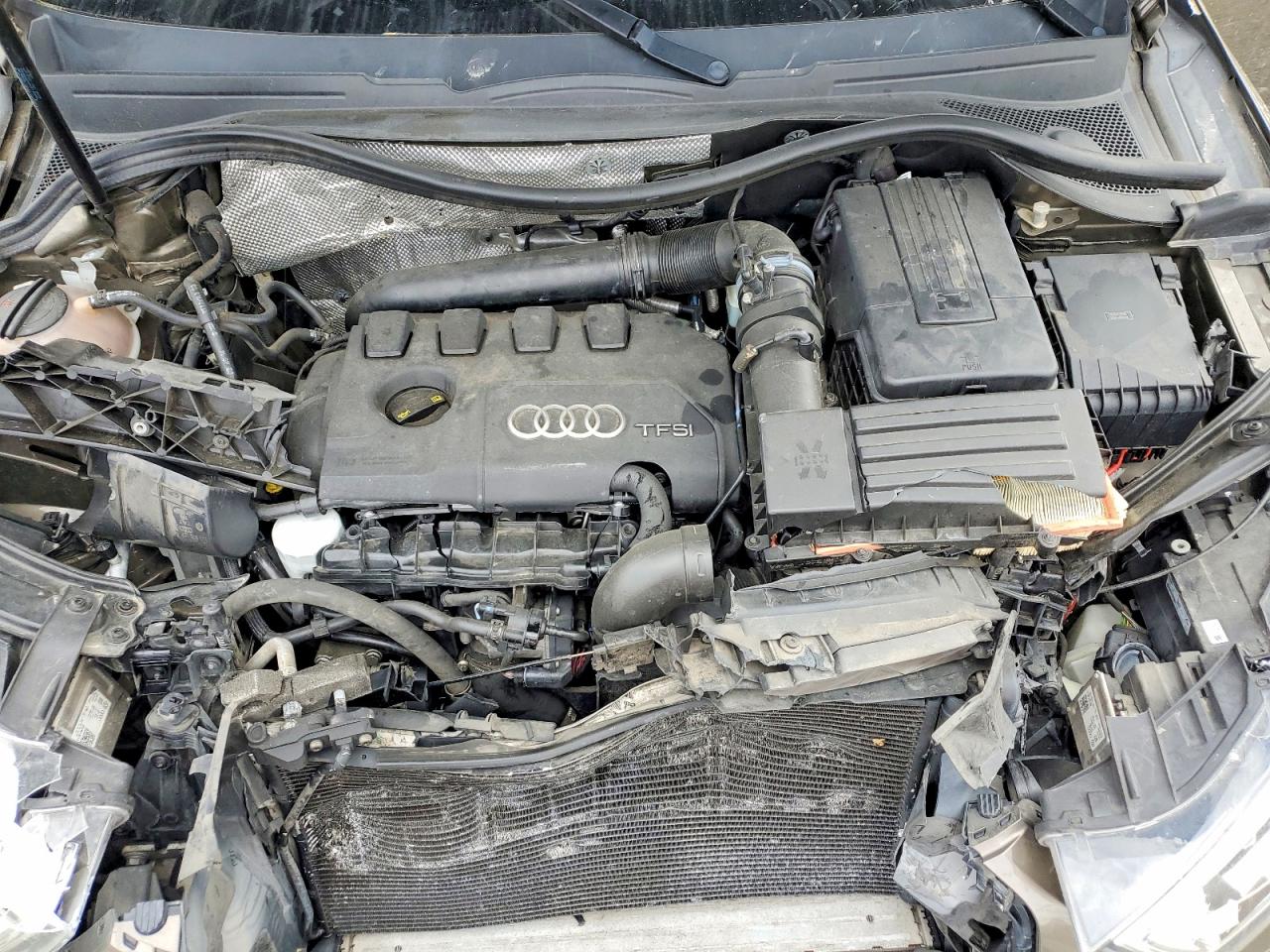 2015 Audi Q3 VIN WA1GFCFS1FR007898 photo 12
