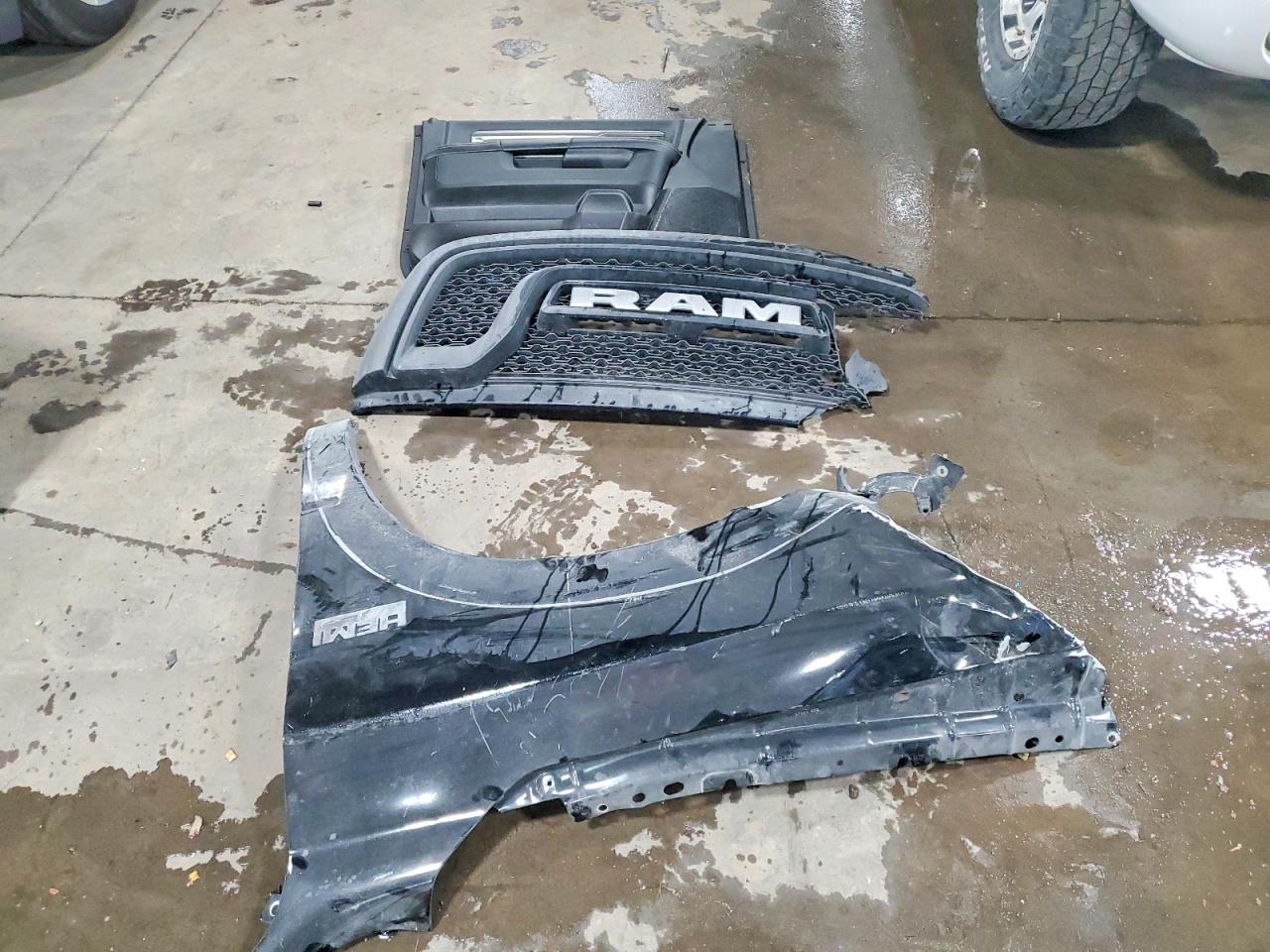 2021 Ram 1500 VIN 1C6RR7GT5MS581096 photo 12