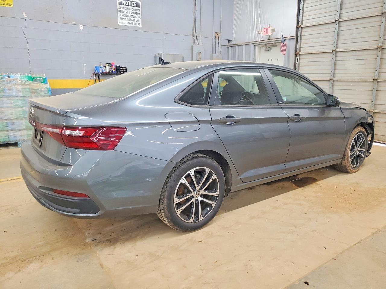 2025 Volkswagen Jetta VIN 3VWBX7BU7SM073537 photo 3