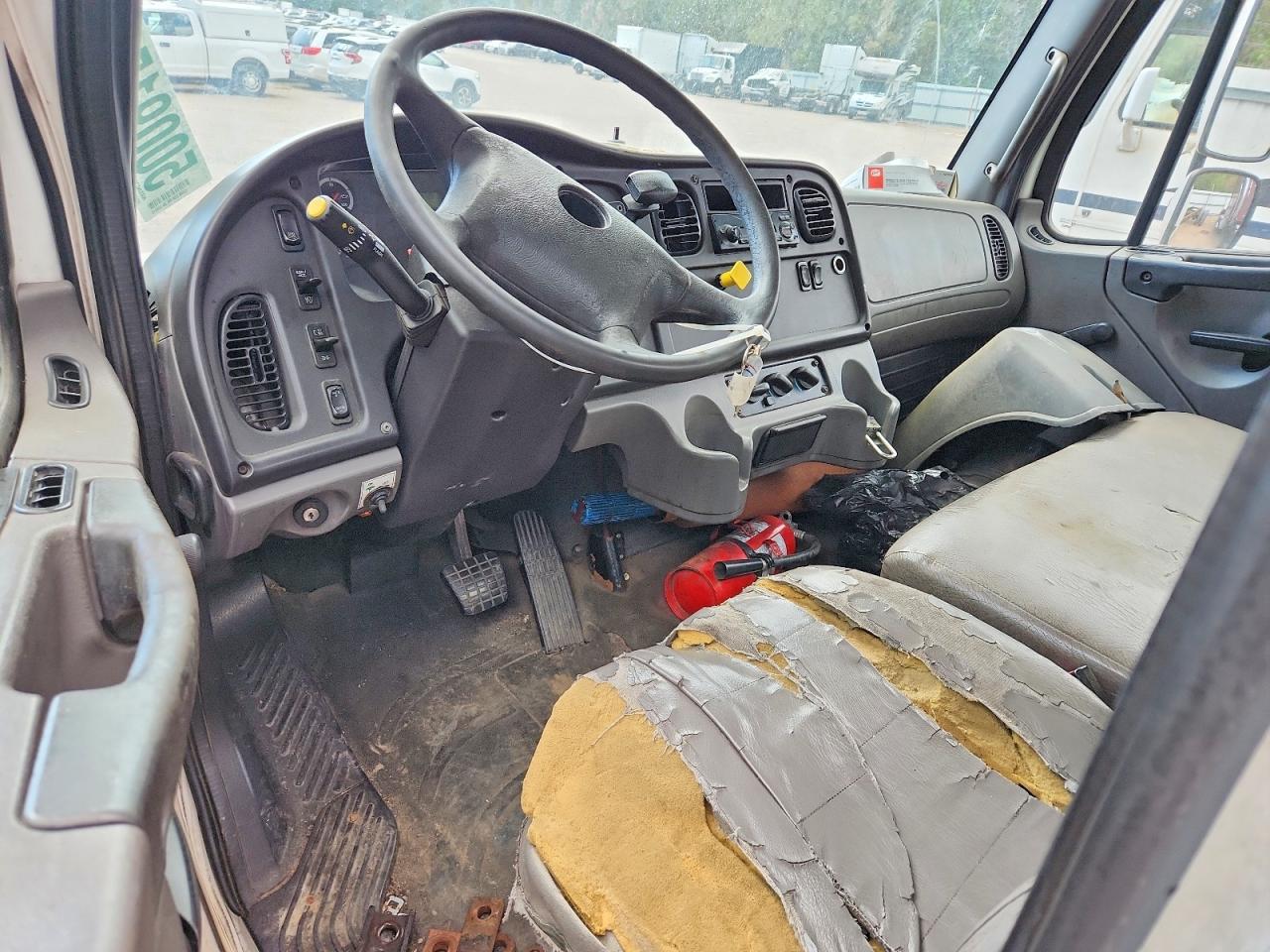 2015 FREIGHTLINER All other VIN 3ALACWDT5FDGG5501 photo 8
