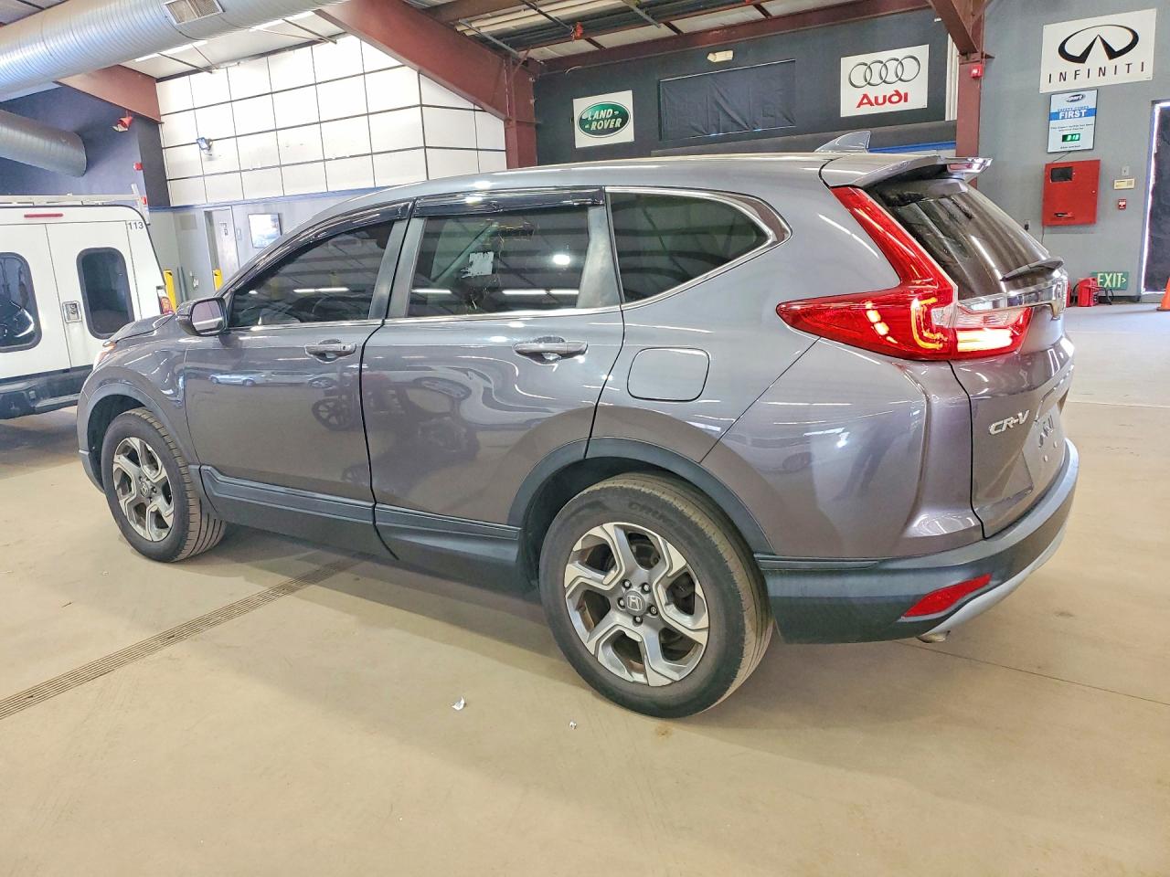 2019 Honda Crv VIN 2HKRW2H81KH644530 photo 2